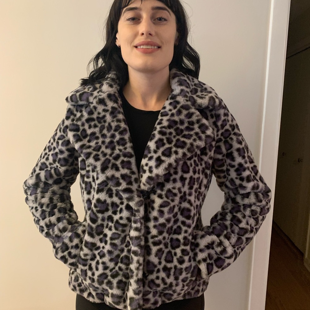 Waist length purple and black leopard print fur jacket
